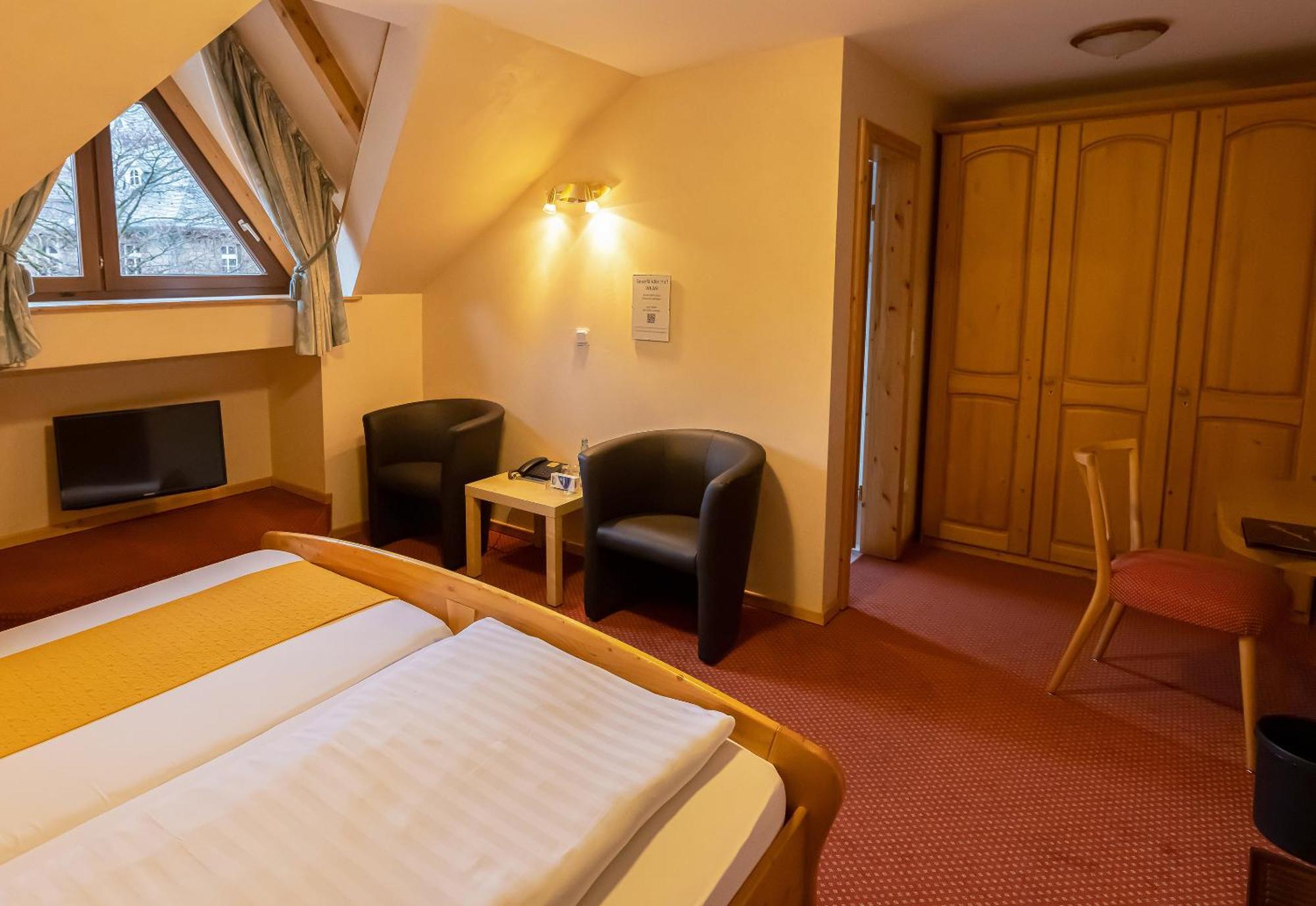 Hotel Sauerlaender Hof Willingen  Extérieur photo
